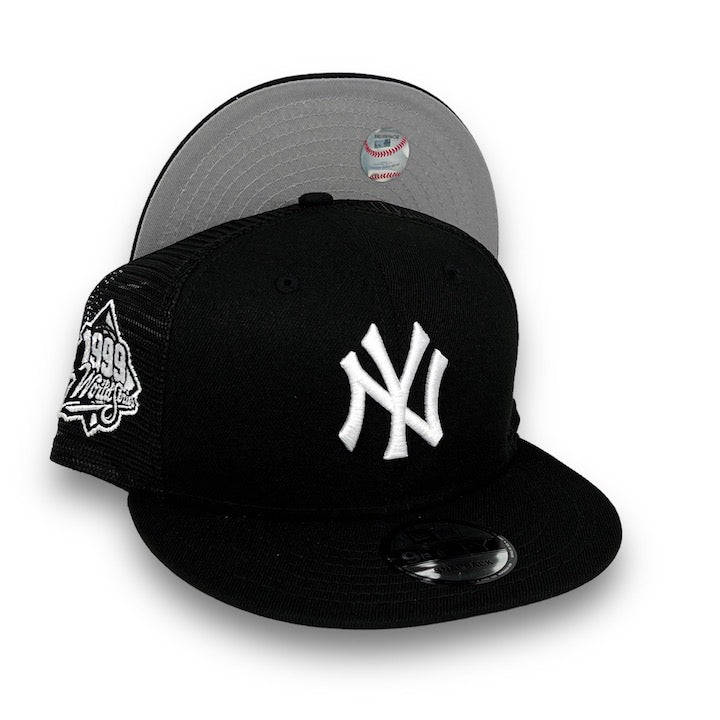 New Era 9Fifty NY Yankees Black/White Snapback Baseball Cap