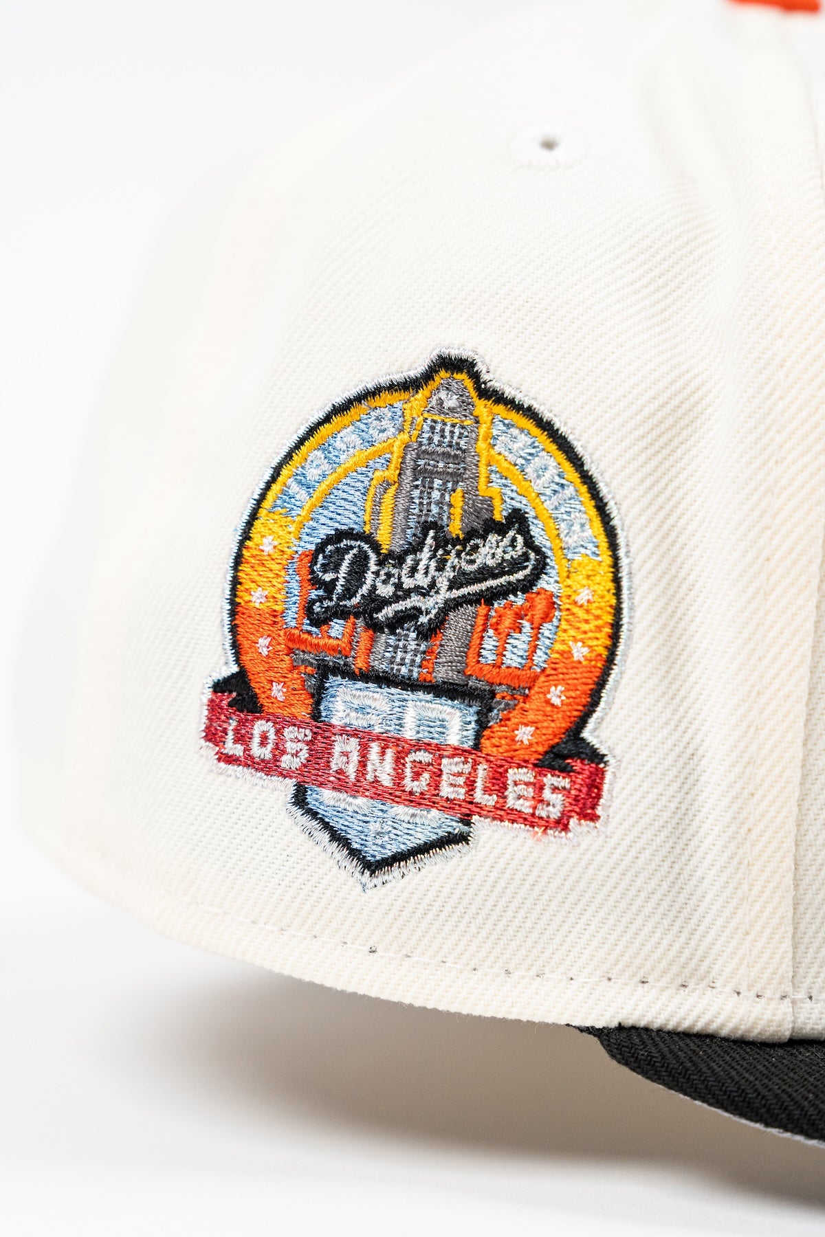 🌻 Flower Boy 🐝 LA Dodgers 60th 59FIFTY Chrome New Era Hat