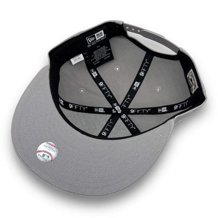 NY Yankees 96WS 9FIFTY New Era Gray Snapback Hat