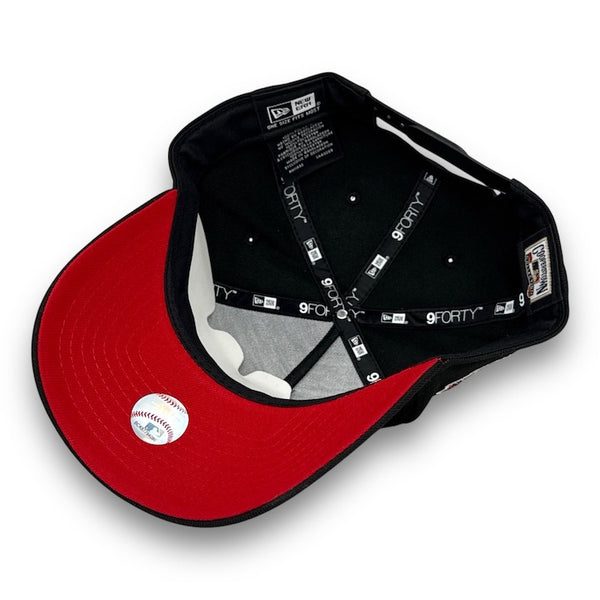 NY Yankees 99 WS New Era 9FORTY AF Black Snapback Hat Red UV