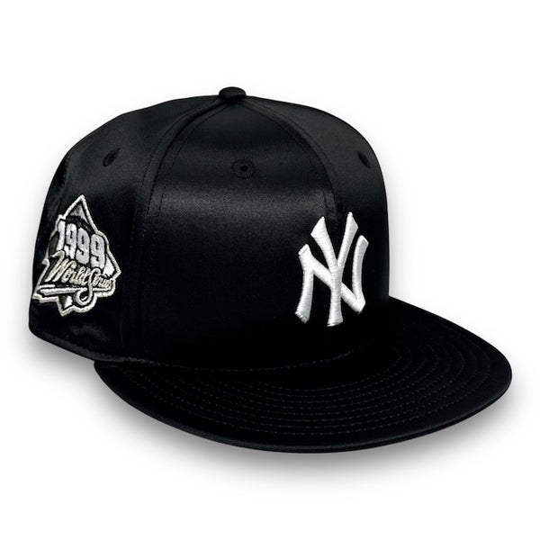 NY Yankees Satin 99WS 9FIFTY New Era Black Snapback Hat