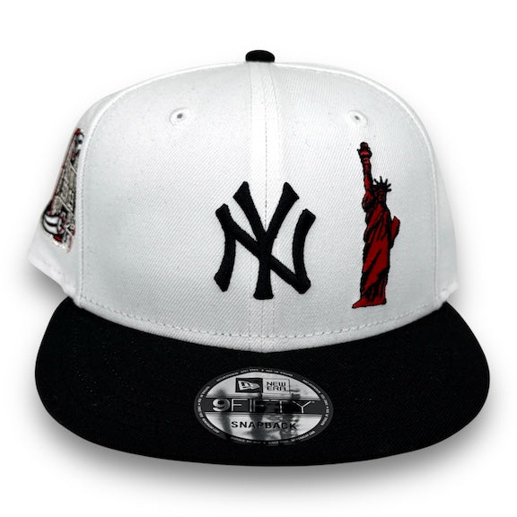 NY Yankees 00SS 9FIFTY New Era White & Black Snapback Hat Red UV