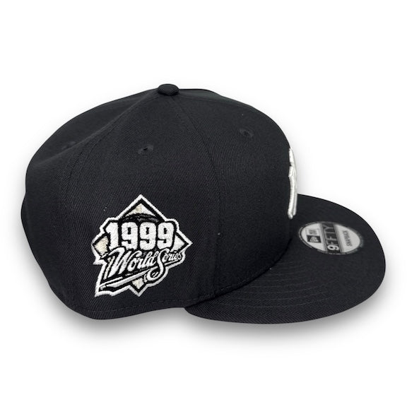 NY Yankees 99WS 9FIFTY New Era Black & White Snapback Hat