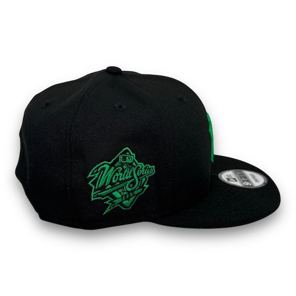 NY Yankees 98WS 9FIFTY New Era Black Snapback Hat Green UV