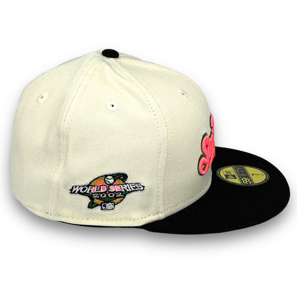 SF Giants 02 WS 59FIFTY New Era Off White & Black Fitted Hat New Blue Bottom