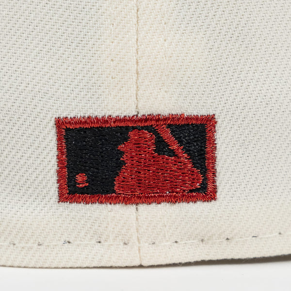 Embroidered logo on a beige fabric background The Pirates Expos 02 ASG 59FIFTY Brick New Era Hat