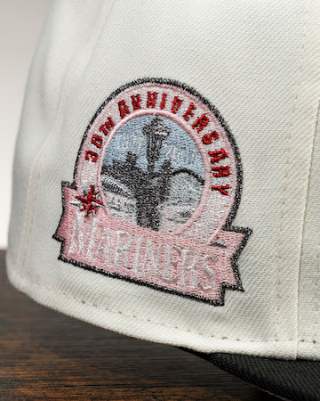 Mariners 30TH 59FIFTY Off White & Black New Era Hat