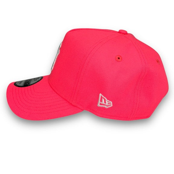 Yankees 00SS New Era 9FORTY AF Pink Glow Snapback Hat – USA