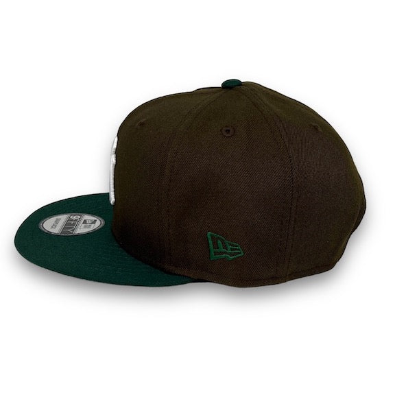 Yankees Sunrise New Era 9FIFTY Brown & Green Snapback Hat Grey Botton