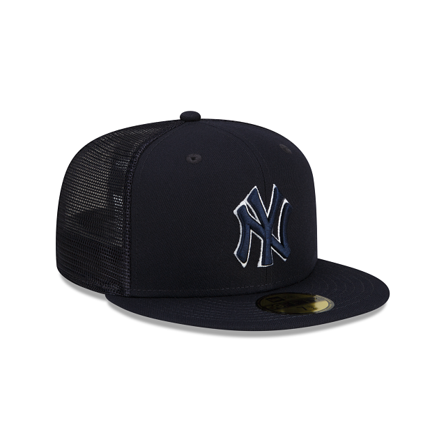 BP Yankees New Era 59FIFTY Navy Trucker Hat