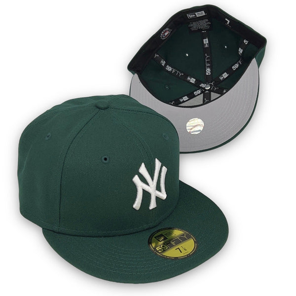 Basic Yankees 59Fifty New Era Fitted Dark Green Hat