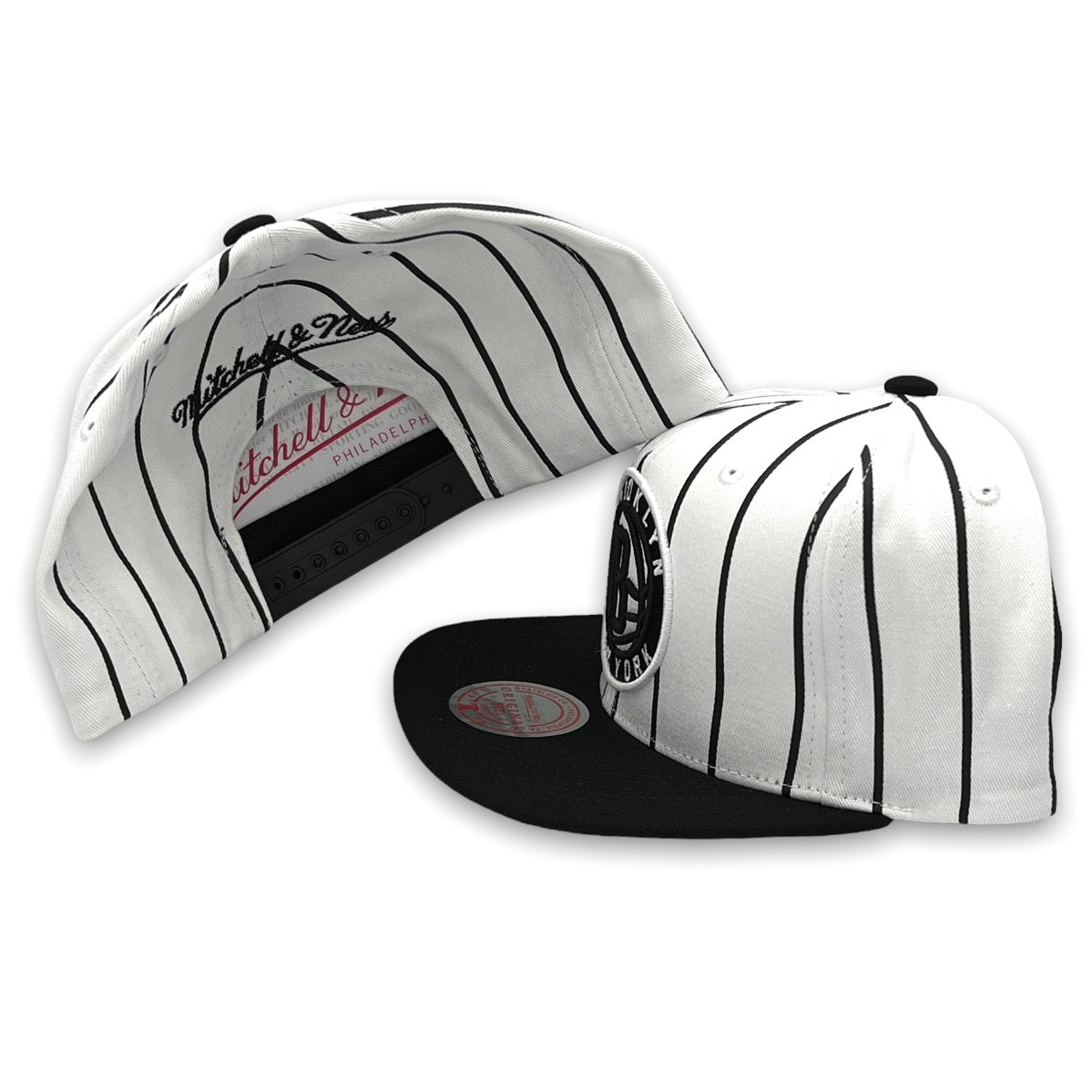 Mitchell & Ness Milwaukee Bucks Retro Pinstripe Snapback Hat - White - MODA3