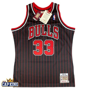 Chicago Bulls #33 Pippen 1997-98 NBA Mitchell & Ness Black Authentic Jersey - USA CAP KING
