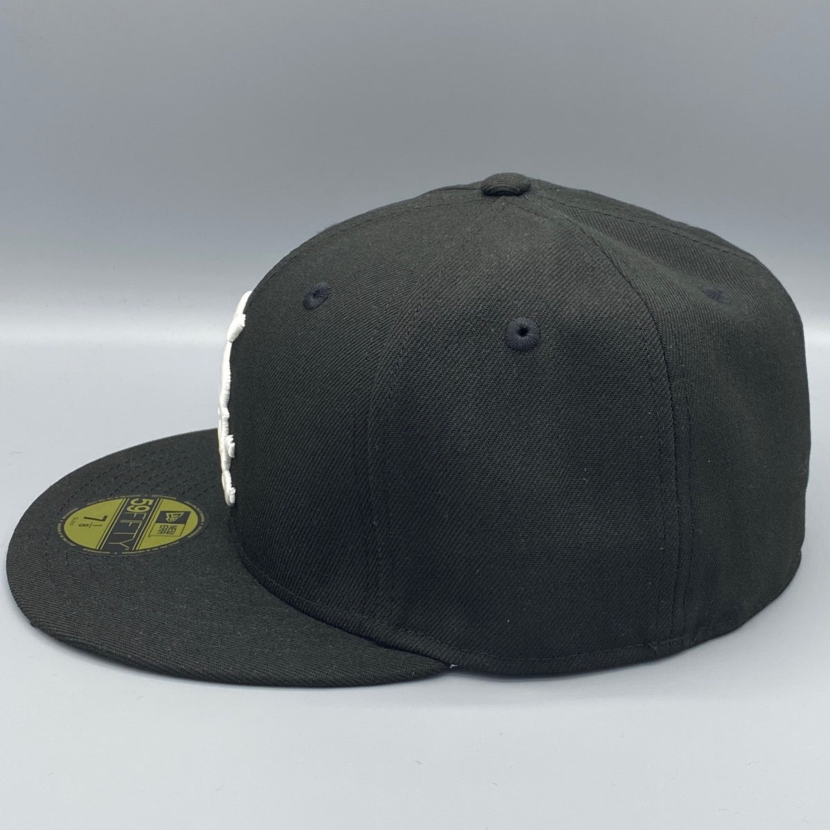 Chicago White Sox Basic Authentic Collection 59FIFTY New Era Black Fitted Hat