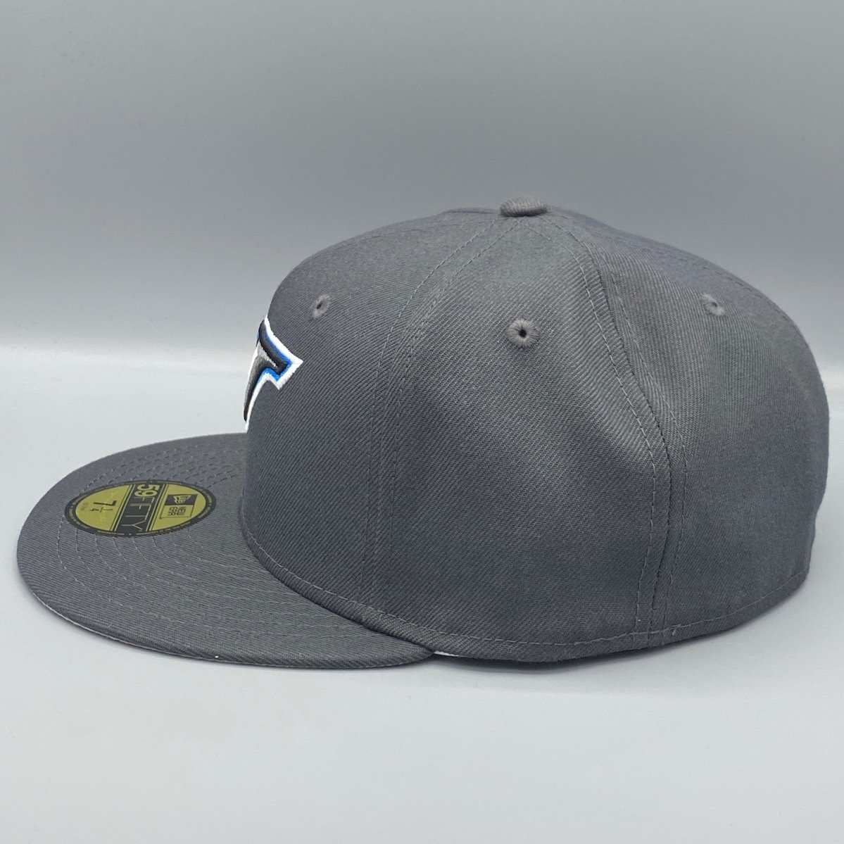 Toronto Blue Jays Fitted New Era 59Fifty New White Logo Cap Hat Brown – THE  4TH QUARTER