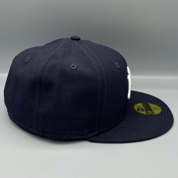 New York Yankees Basic New Era Flag 59FIFTY Navy Fitted Hat
