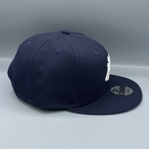 New York Yankees Basic 9FIFTY New Era Navy Blue Snapback Hat