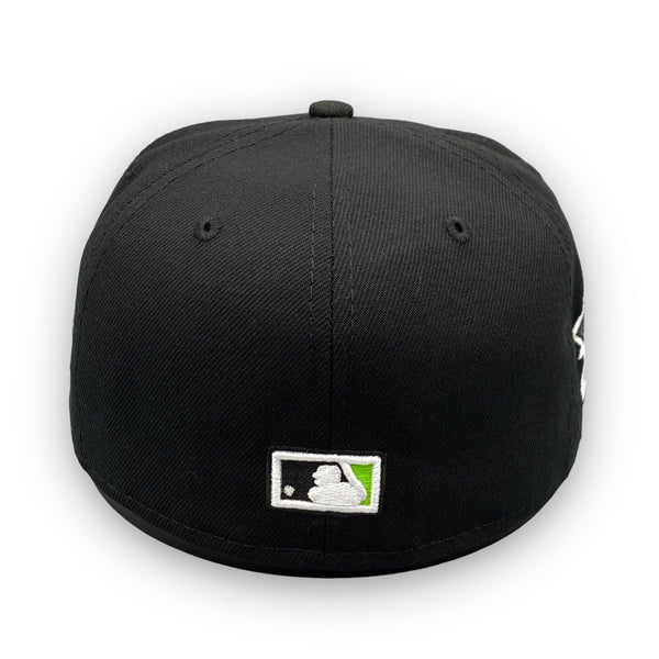 NY Yankees 1999 World Series New Era 59FIFTY Black Fitted Hat Neon Green Bottom