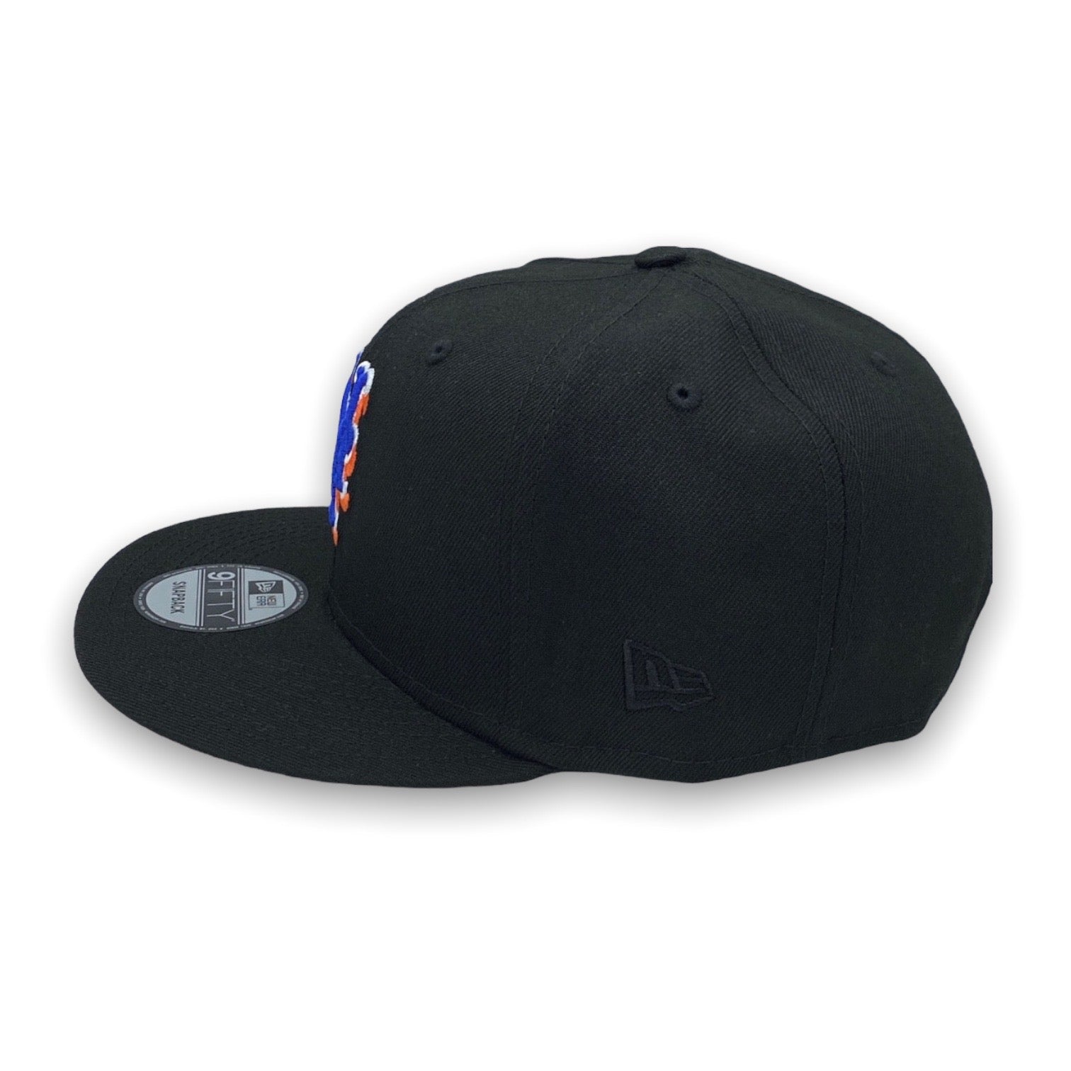 Mitchell & Ness New York Knicks Snapback Hat Adjustable Cap - All  Black/Pink Bottom