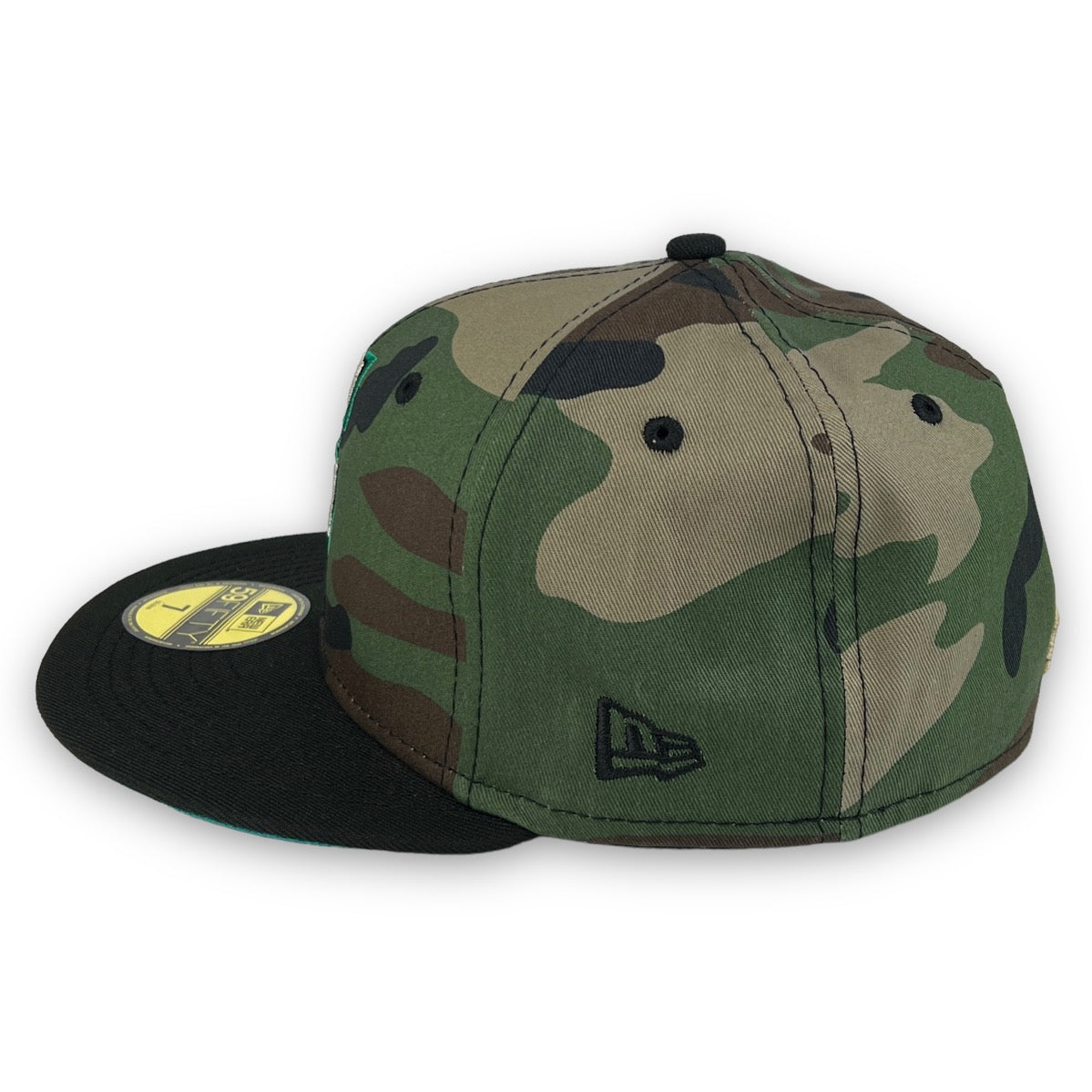 New York Yankees URBAN CAMO-BOTTOM Lava Red Fitted Hat