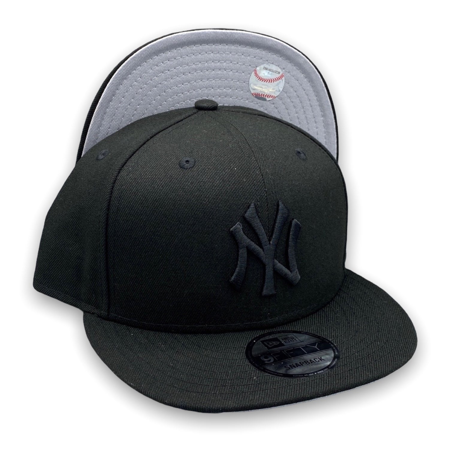 New York Yankees Basic Black on Black 9FIFTY New Era Snapback Hat