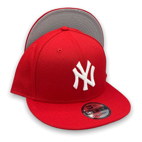 New York Yankees Basic 9FIFTY New Era Red Snapback Hat